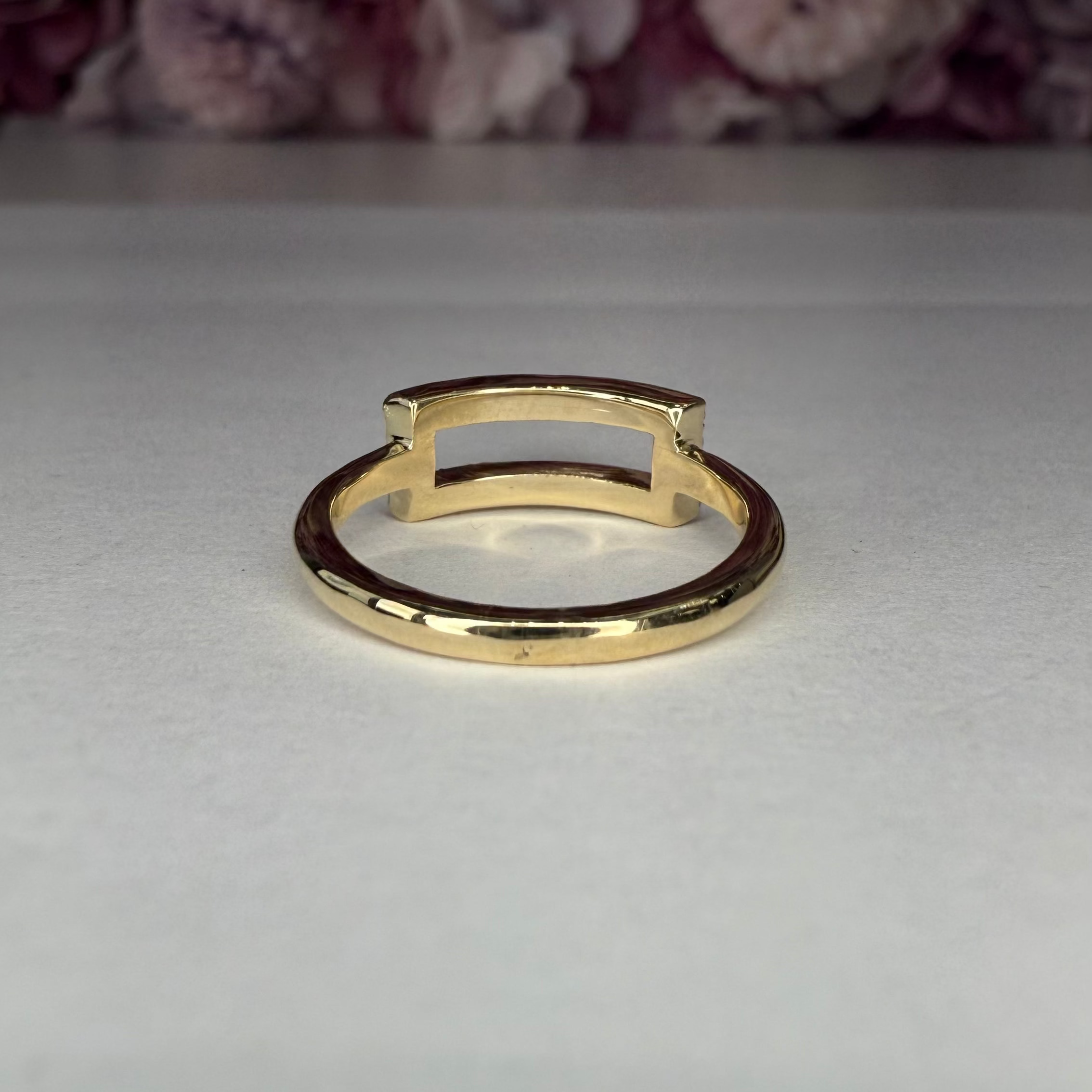 Ladies Fashion Ring 14K Solid Gold Natural Diamonds