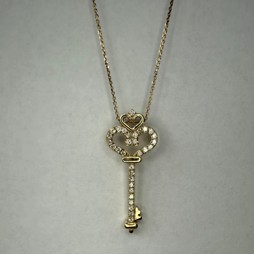 14K Solid Gold Ladies Key Pendent With Natural Diamonds