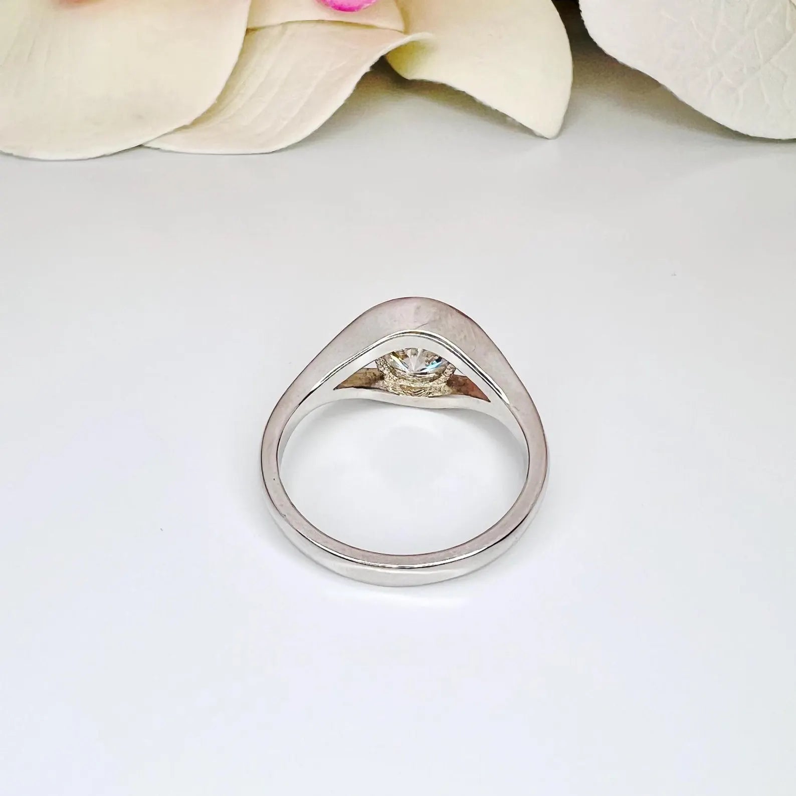 1.00 CTW Lab Grown Diamond Ladies Engagmrnt Ring 14K Solid Gold