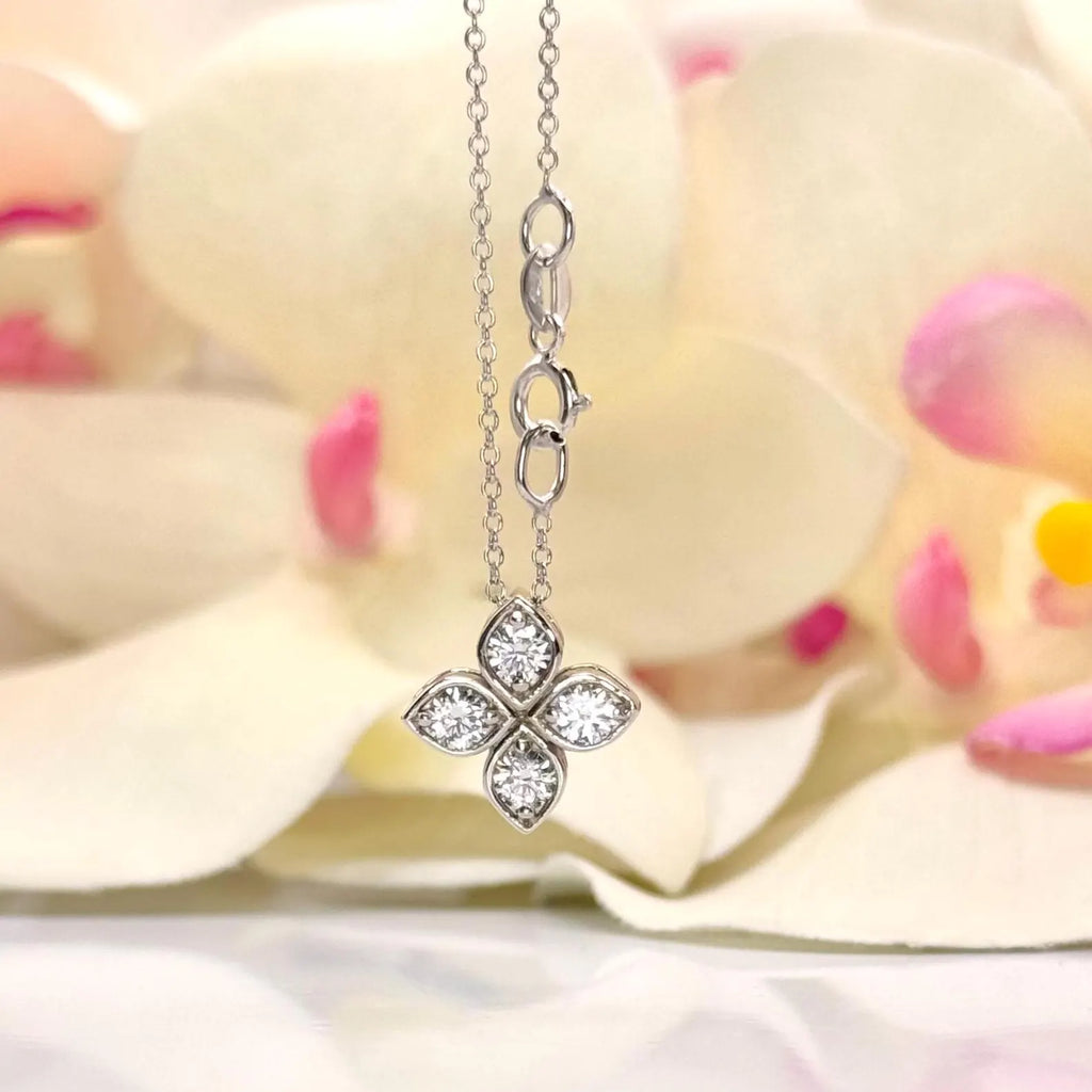 14K Solid Gold Clover Pendant With Lab Grown Diamonds